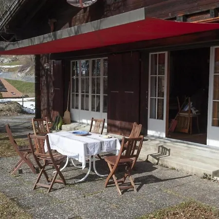 Roth Flueehli, Goldern, 9-betten